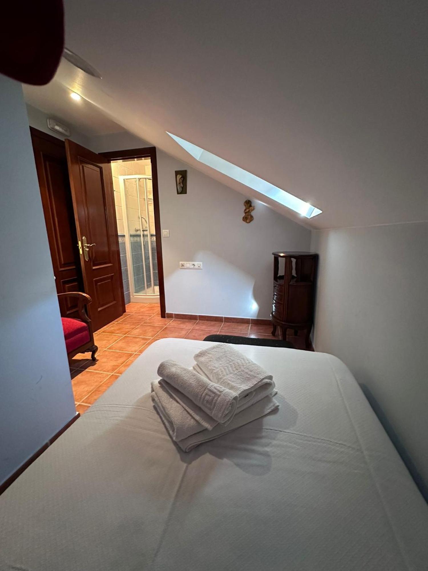 Casa Alpargateiro Vendégház Os Peares Kültér fotó